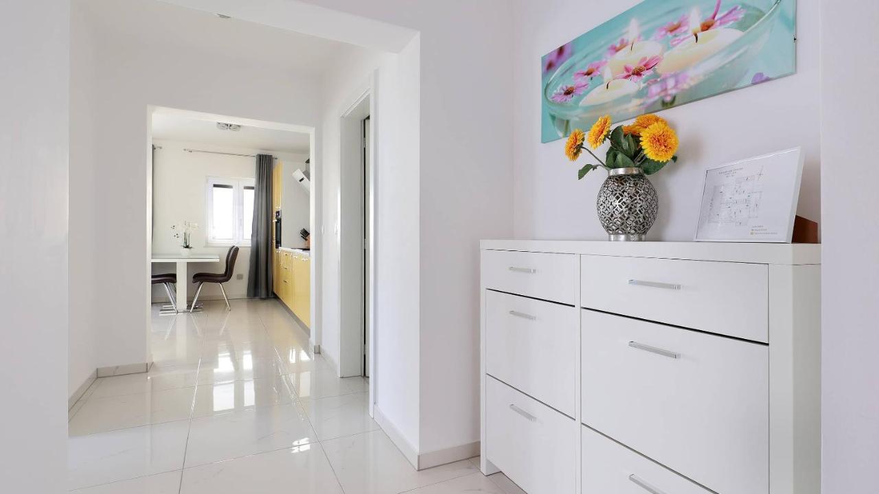 Apartmani "Villa Barbara" Novalja Exterior foto