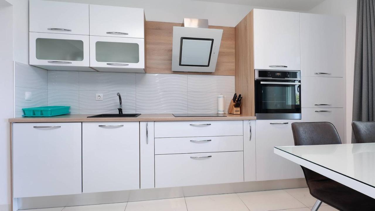 Apartmani "Villa Barbara" Novalja Exterior foto