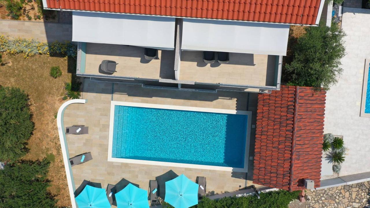 Apartmani "Villa Barbara" Novalja Exterior foto