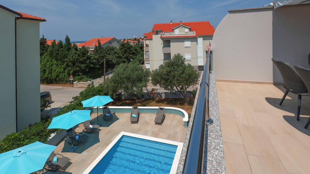Apartmani "Villa Barbara" Novalja Exterior foto