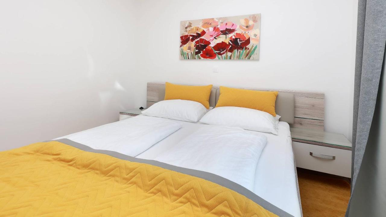Apartmani "Villa Barbara" Novalja Exterior foto
