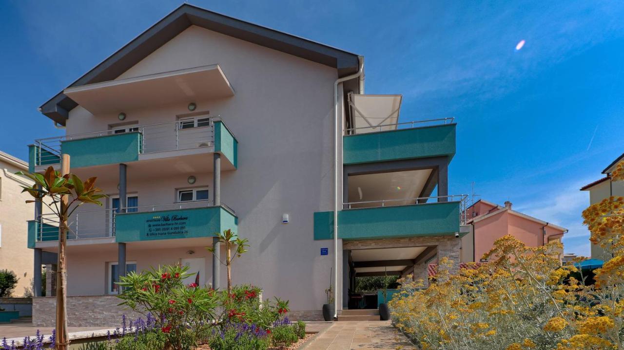 Apartmani "Villa Barbara" Novalja Exterior foto