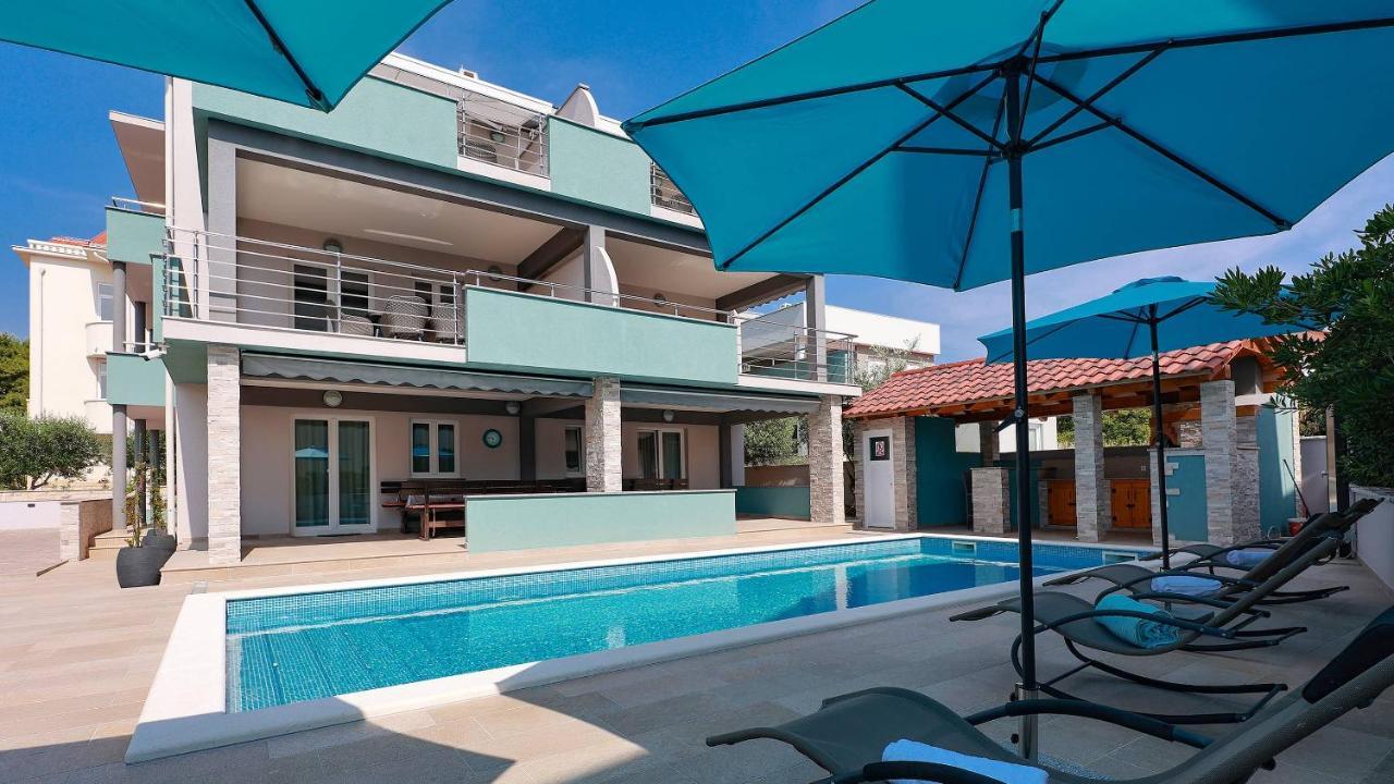Apartmani "Villa Barbara" Novalja Exterior foto