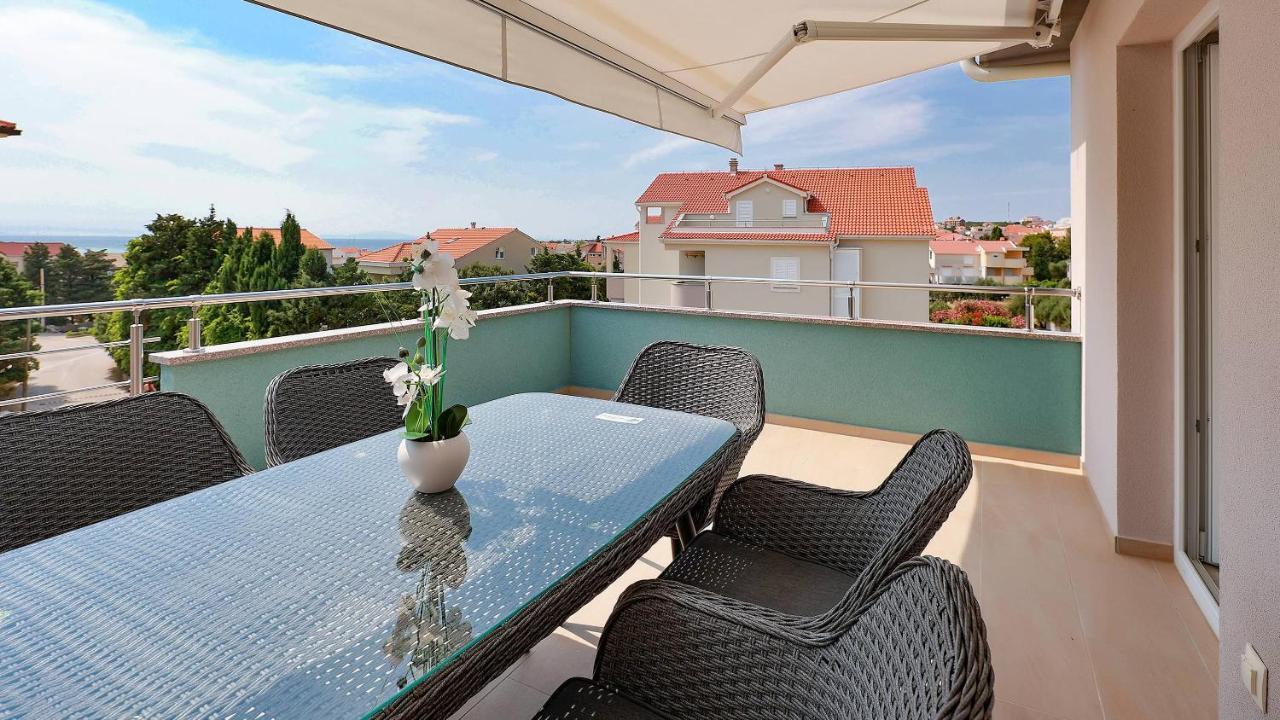 Apartmani "Villa Barbara" Novalja Exterior foto